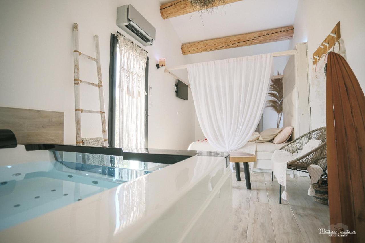 Villa Cocoon - Love Room Cocooning & 50 Nuances 屈热莱潘 外观 照片